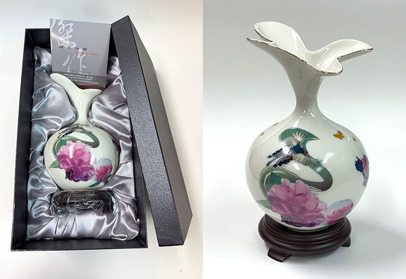 V37-3D立體藍鵲蝶舞天球瓶